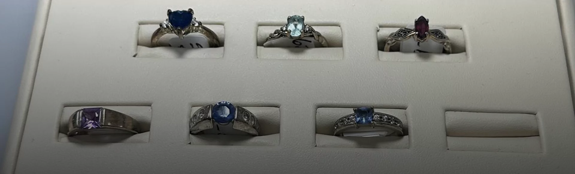 Gold, silver, and platinum bars and jewelry available for sale and purchase in New Hartford